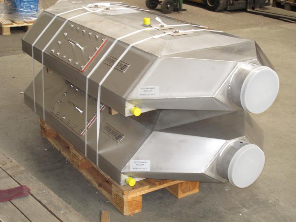 2 pcs. AWT-928 wastewater heatexchangers packaged on a EURO-Palette