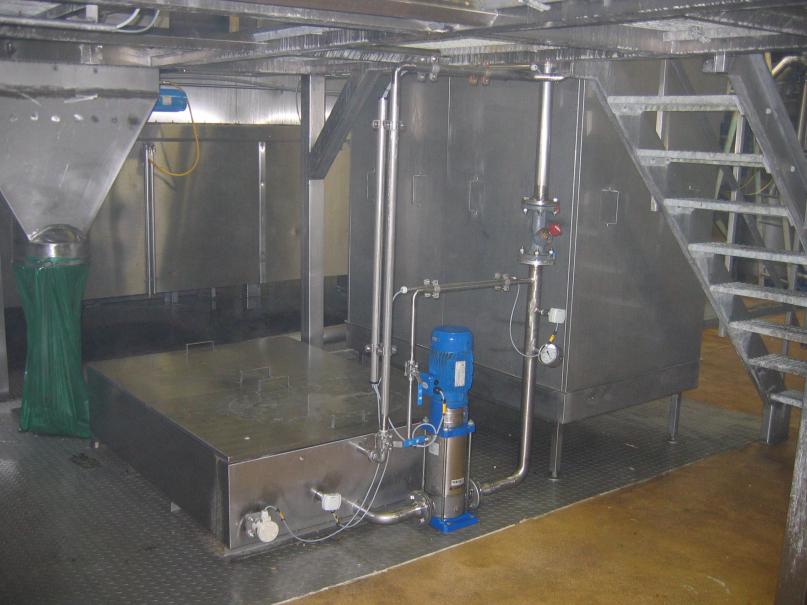 Spraytunnel typ EST in a food-producting industry in Austria